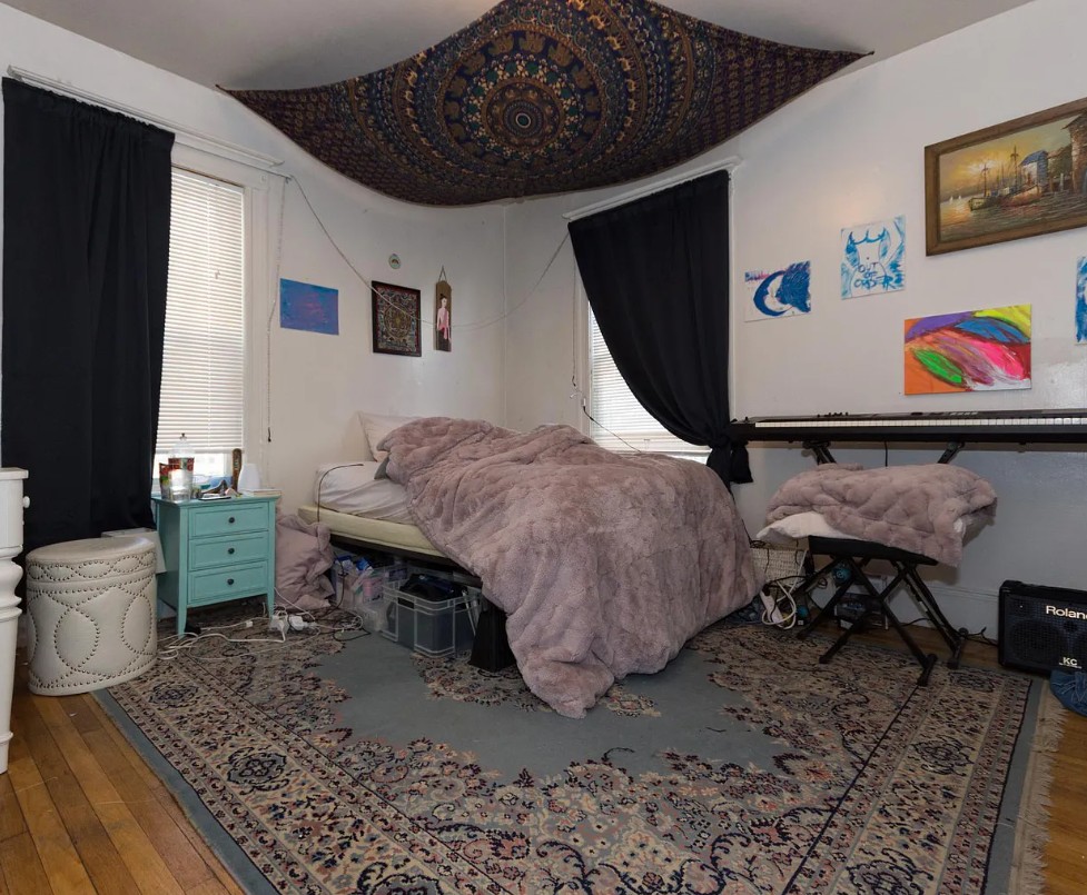 14 Ashford St, Allston