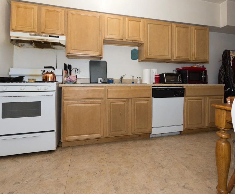 14 Ashford St, Allston