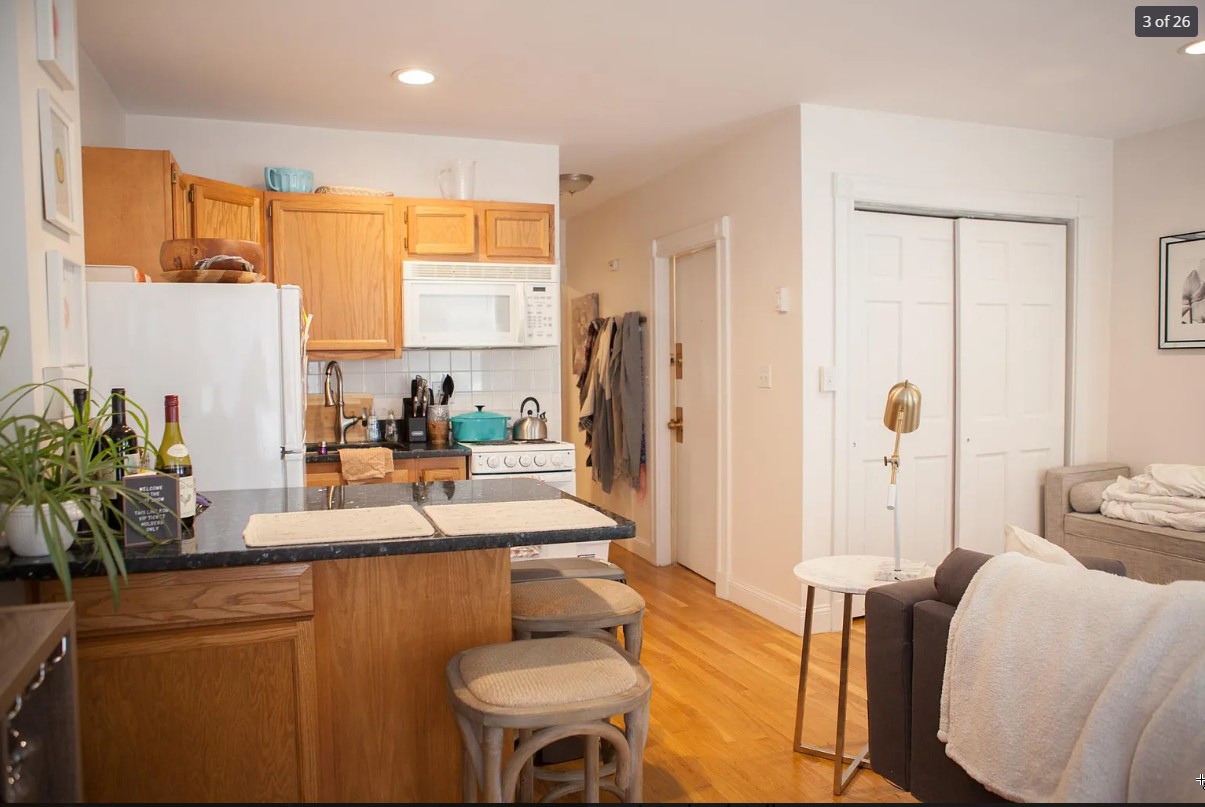 92 West Cedar St, Beacon Hill