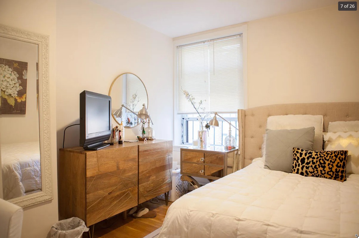 92 West Cedar St, Beacon Hill