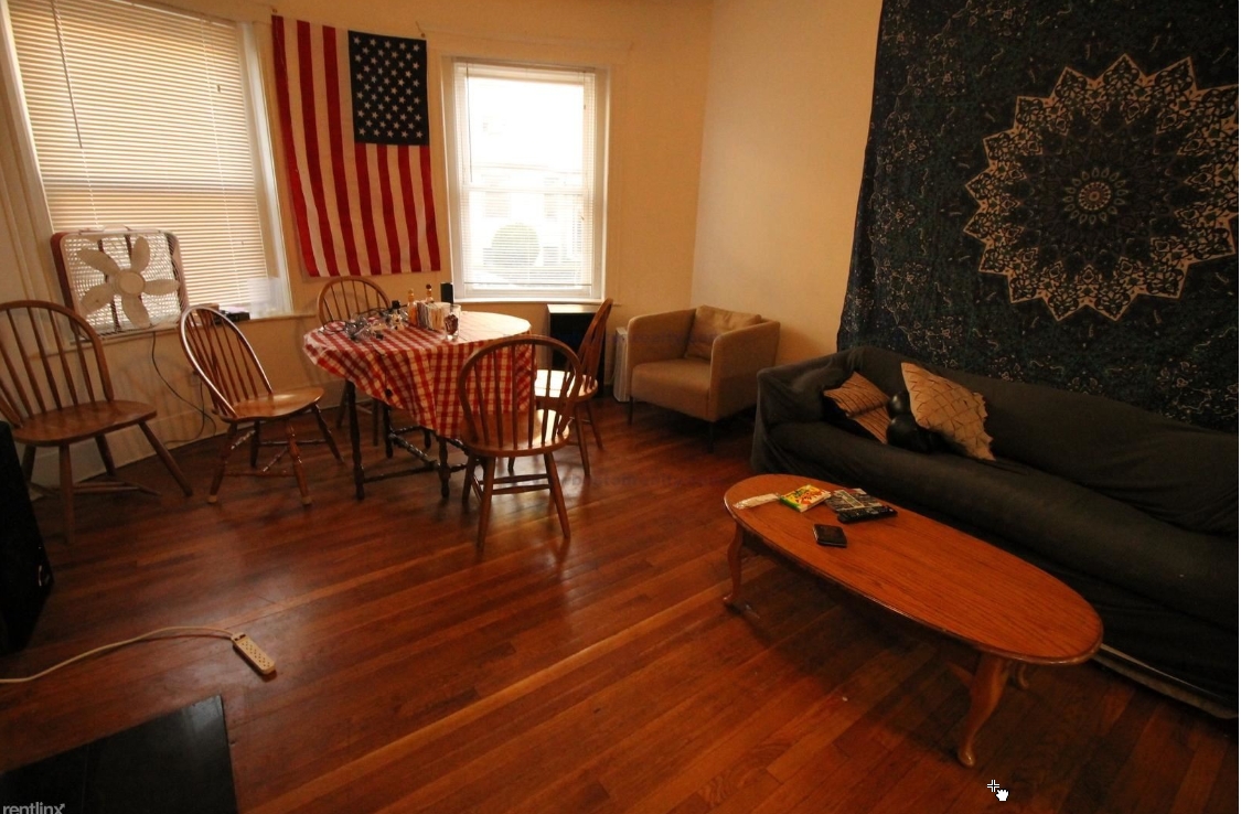 19 Saint Lukes Rd, Allston