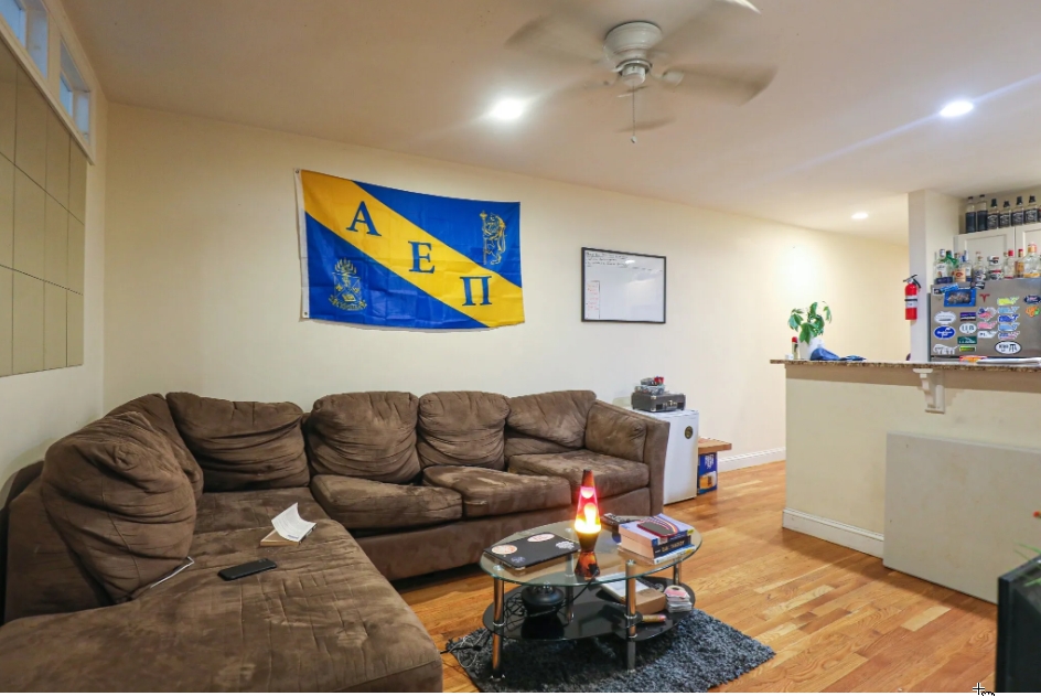 318 Saint Paul St, Coolidge Corner