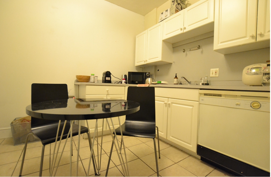 54 Egmont St, Coolidge Corner