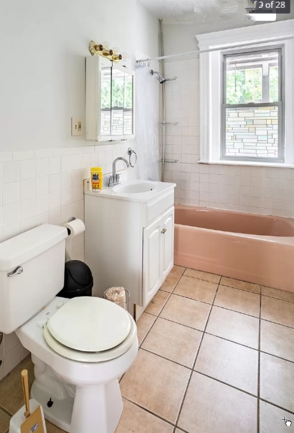 10 Strathmore Rd, Washington Square