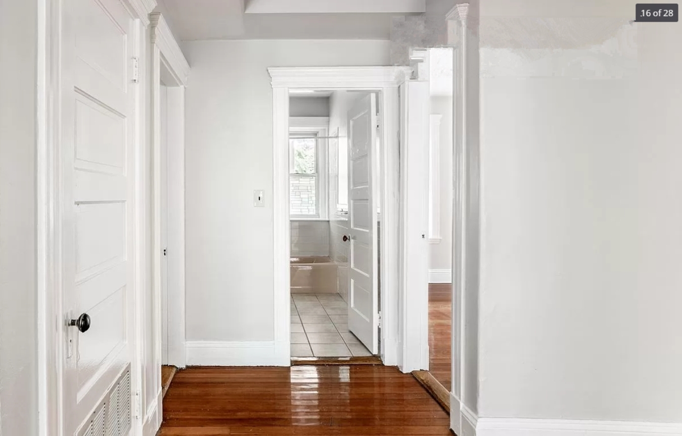 10 Strathmore Rd, Washington Square