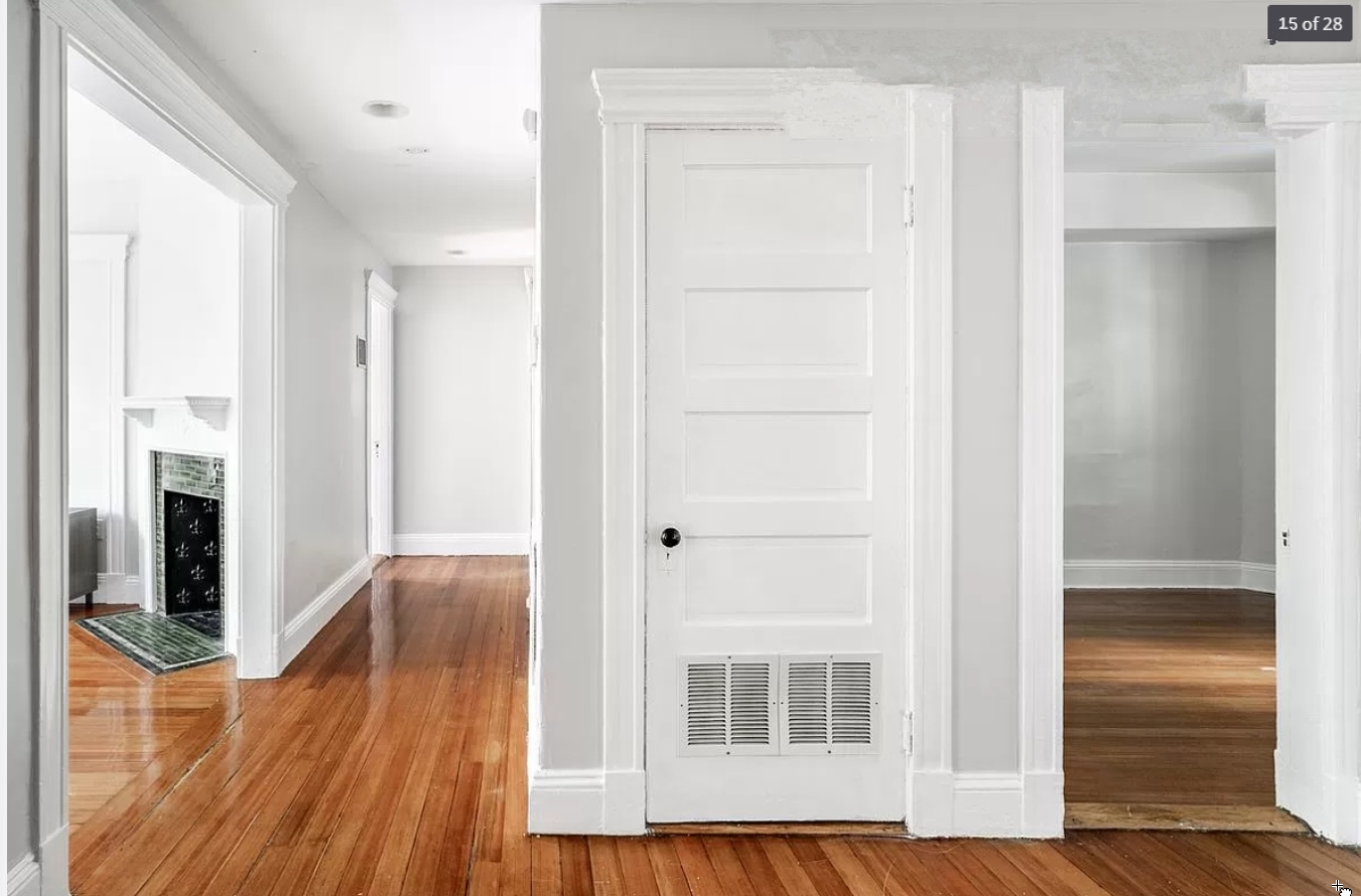 10 Strathmore Rd, Washington Square