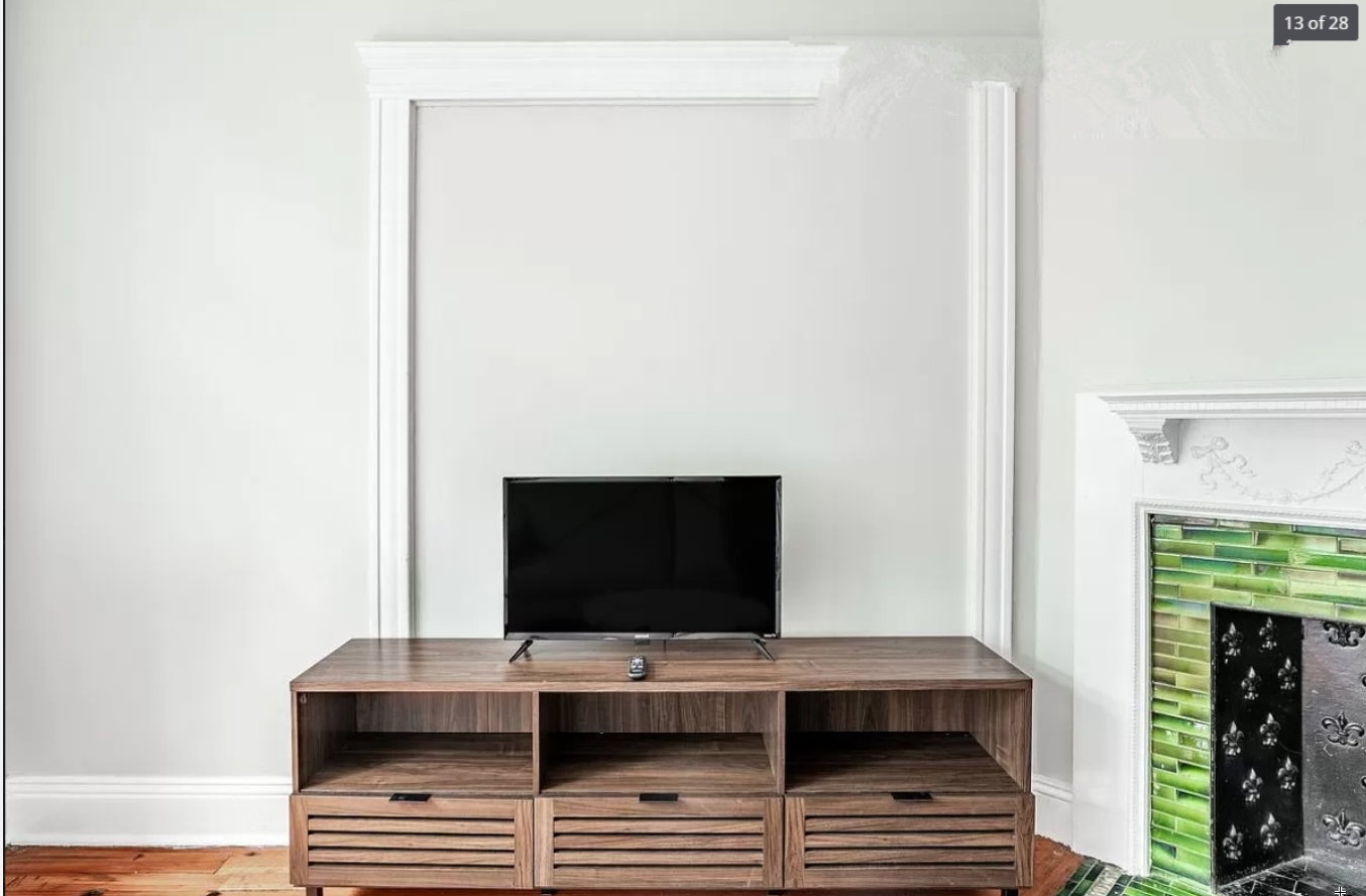 10 Strathmore Rd, Washington Square