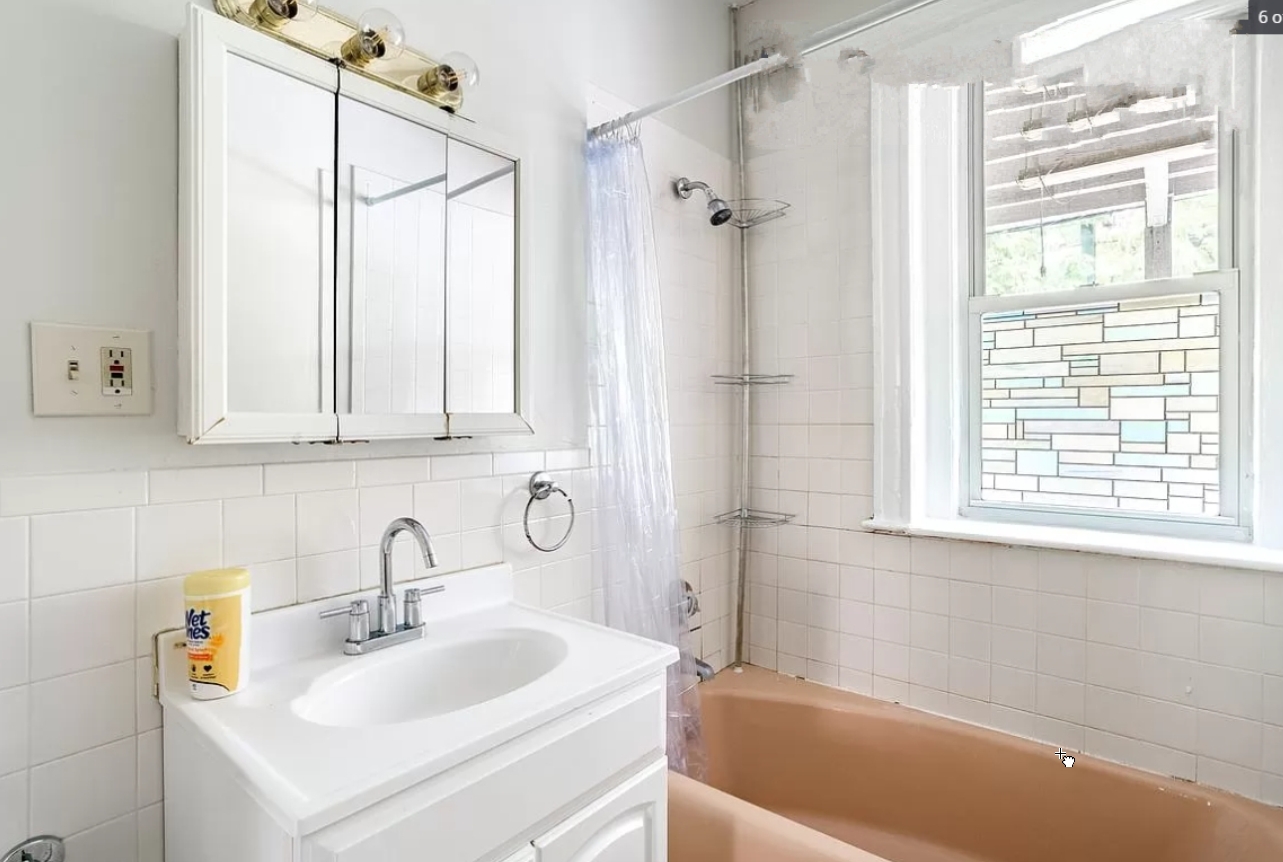 10 Strathmore Rd, Washington Square