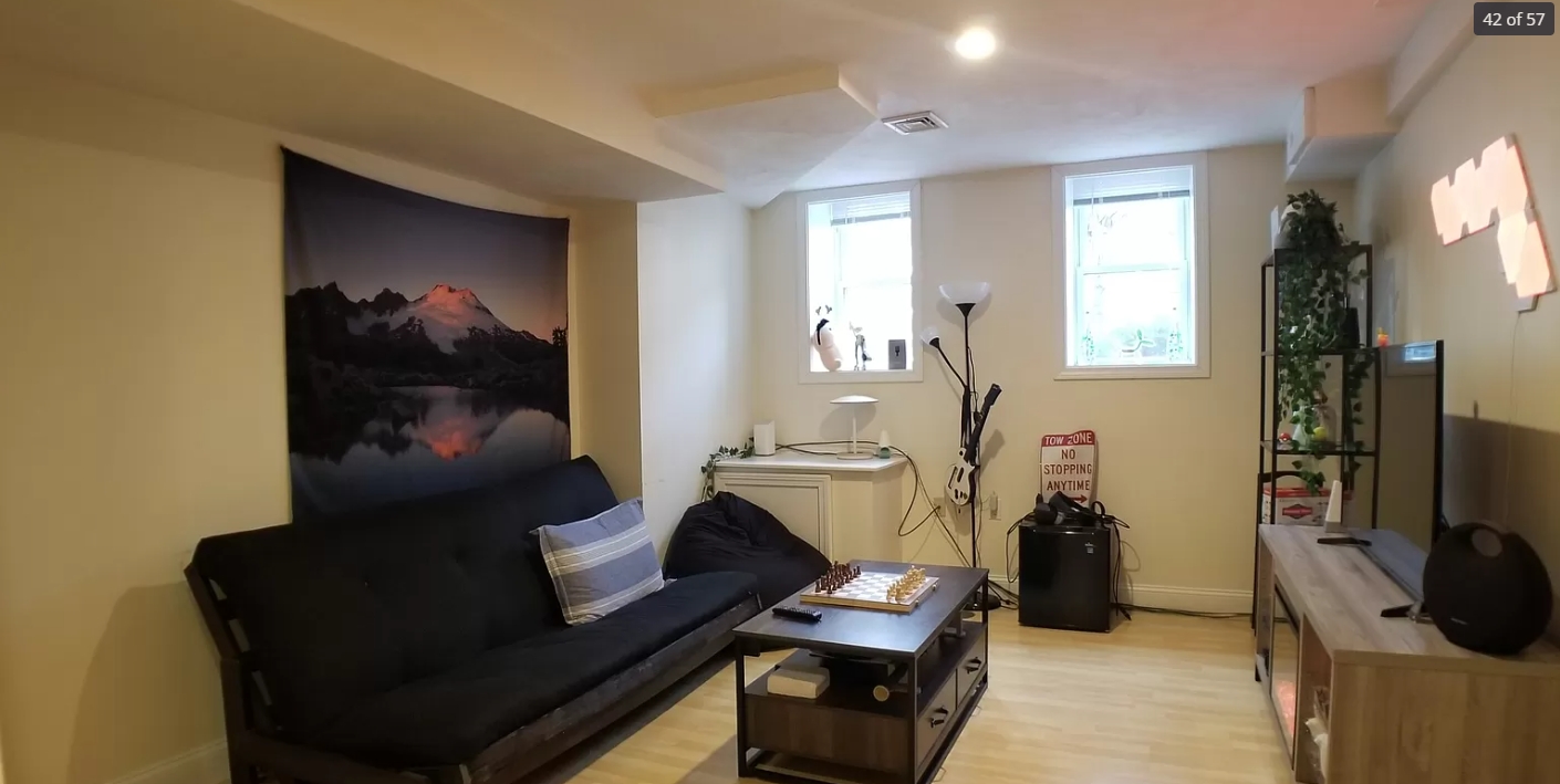 10 Strathmore Rd, Washington Square