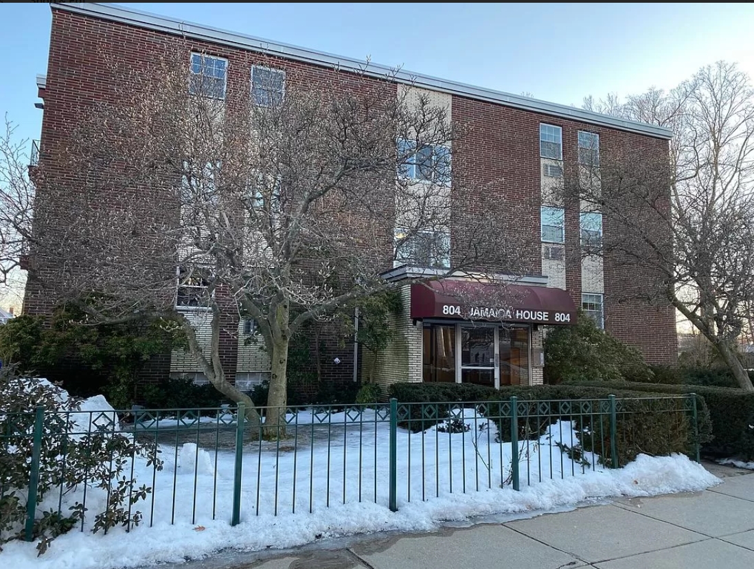 804 Centre St, Jamaica Plain