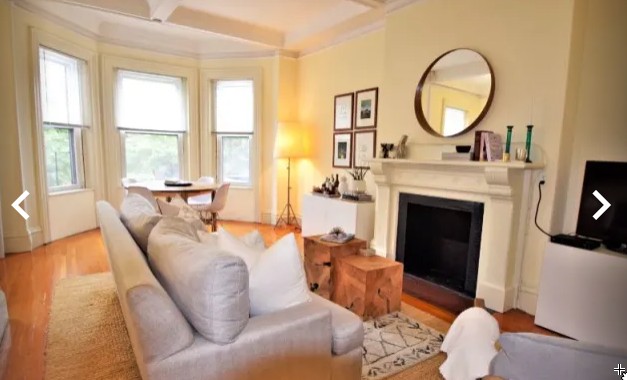 227 Newbury St, Back Bay