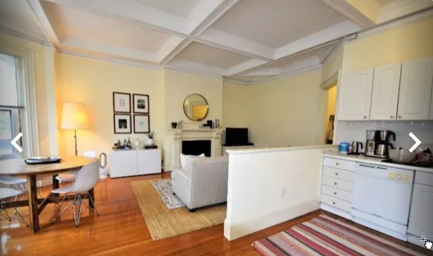 227 Newbury St, Back Bay