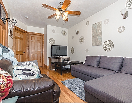 5 Phillips, Beacon Hill