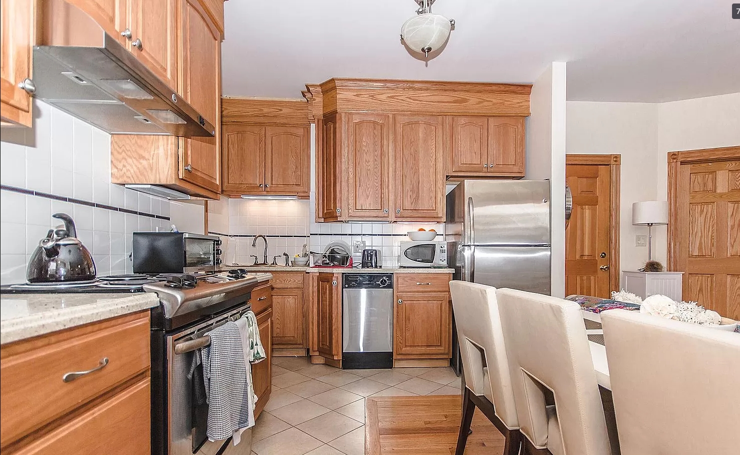 60 Phillips, Beacon Hill