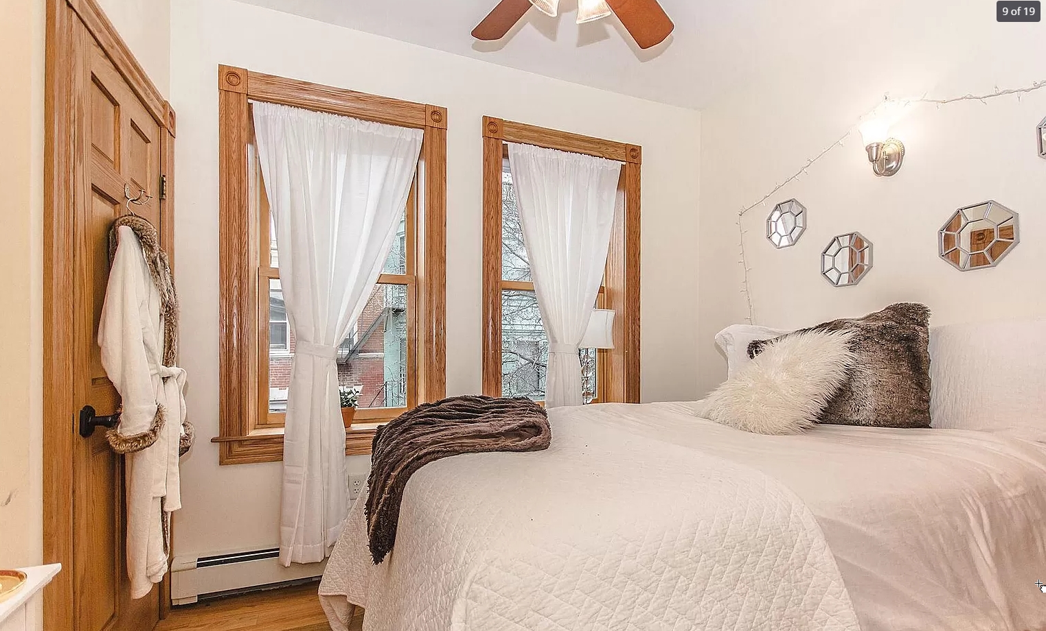 60 Phillips, Beacon Hill