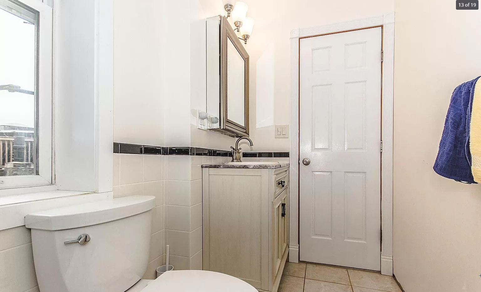 60 Phillips, Beacon Hill