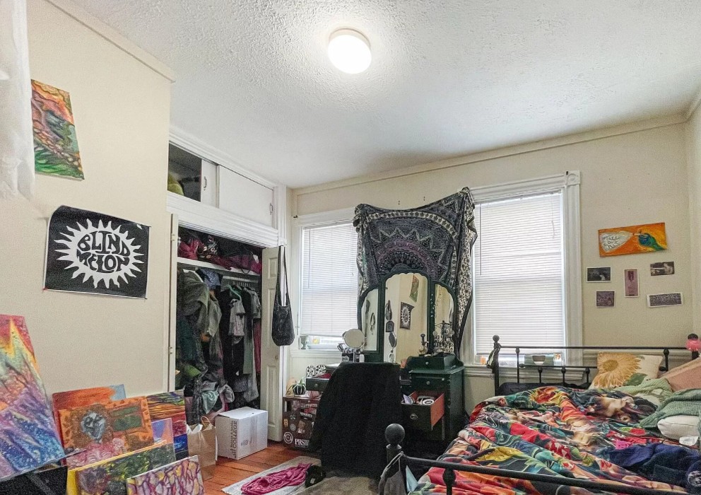 29 Pratt St, Allston