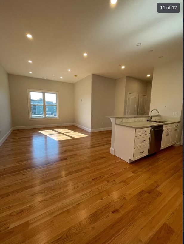 216 Broadway, South Boston