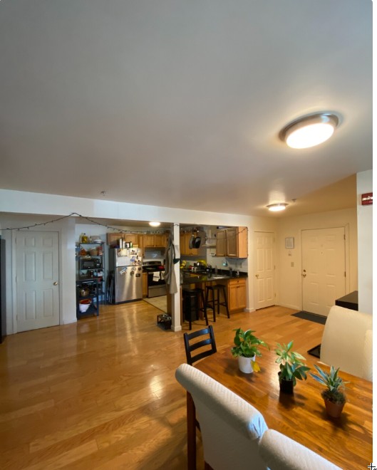 34 Raymond St, Allston