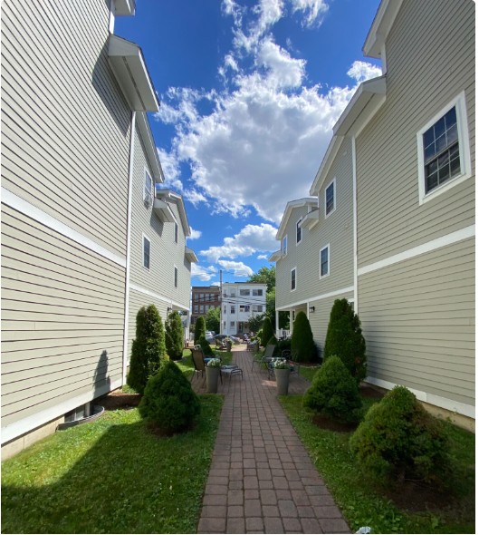 34 Raymond St, Allston