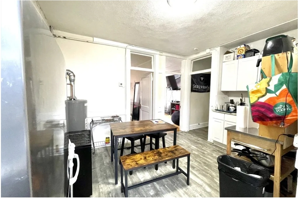 161 Endicott St, North End