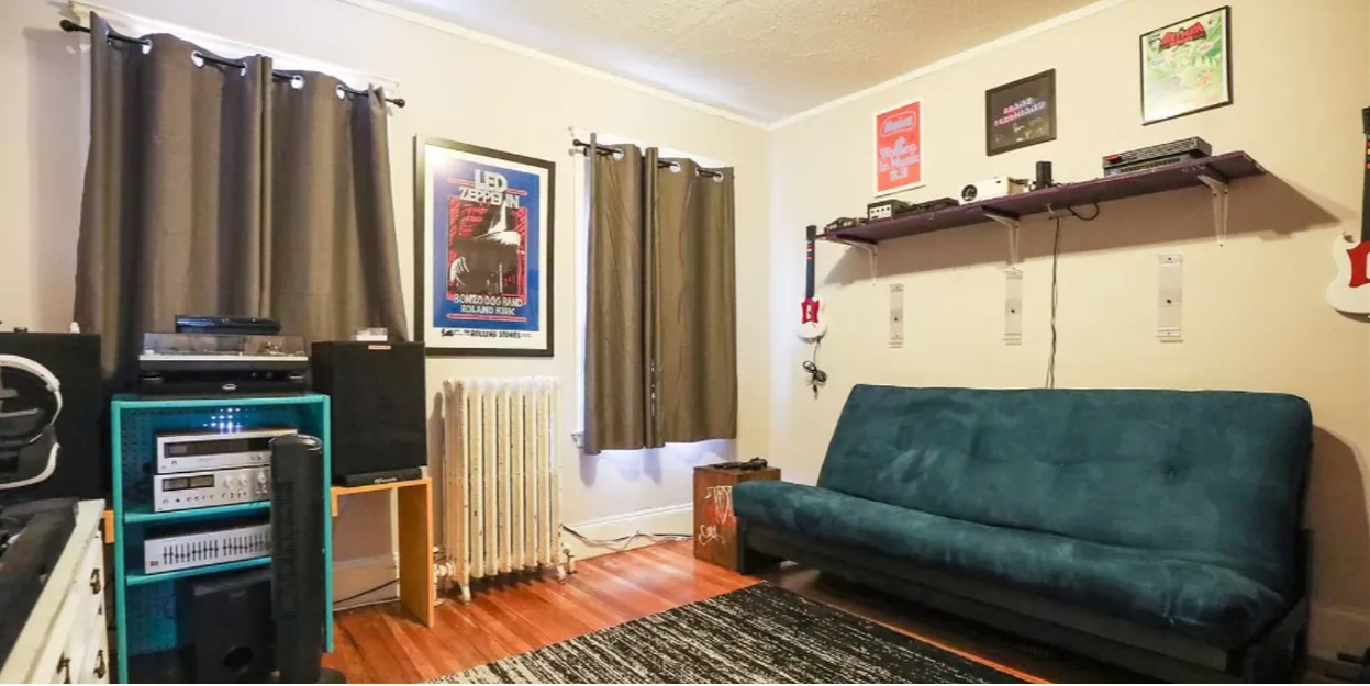 16 Glenville Ave, Allston