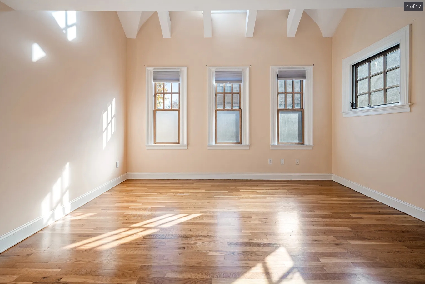 245 River St, Riverside