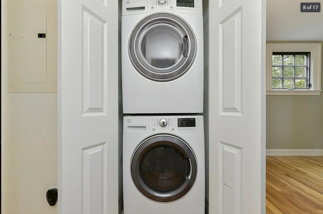 245 River St, Riverside