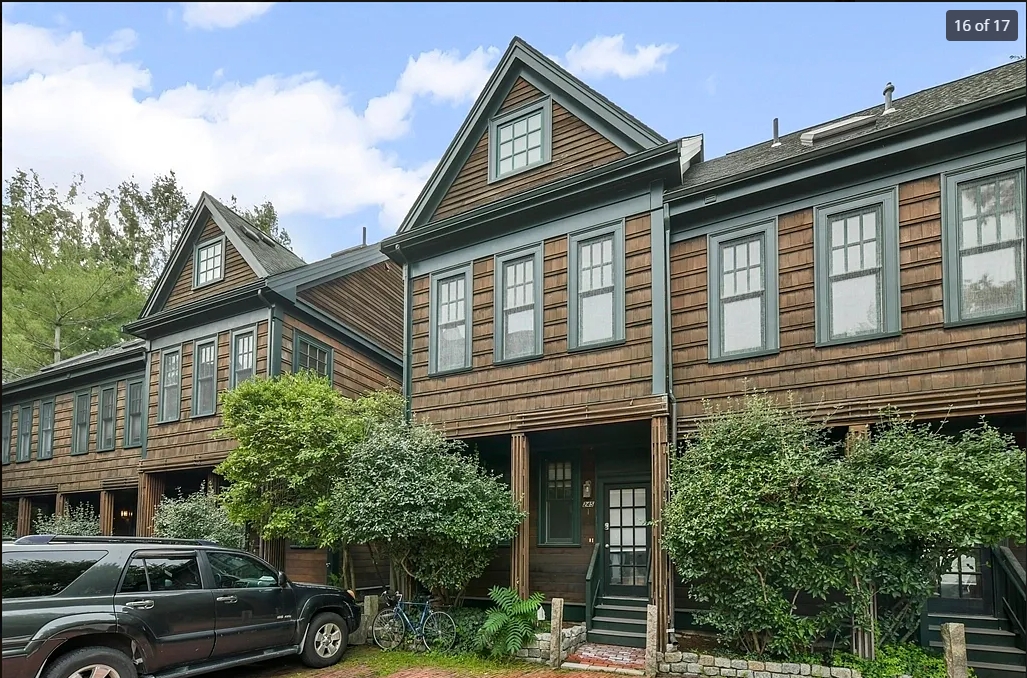 245 River St, Riverside