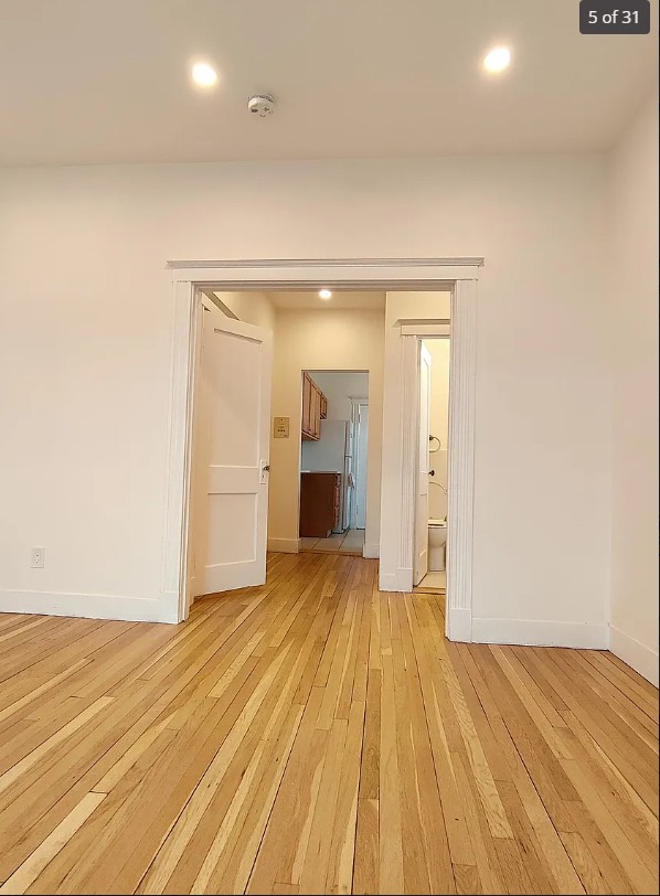 25 Mount Hood Rd, Brighton