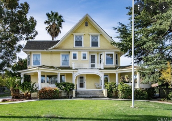 6 Story St, Harvard Square