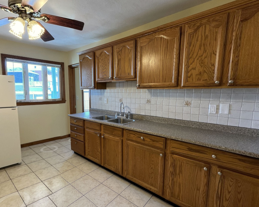 225 Holland St, West Somerville