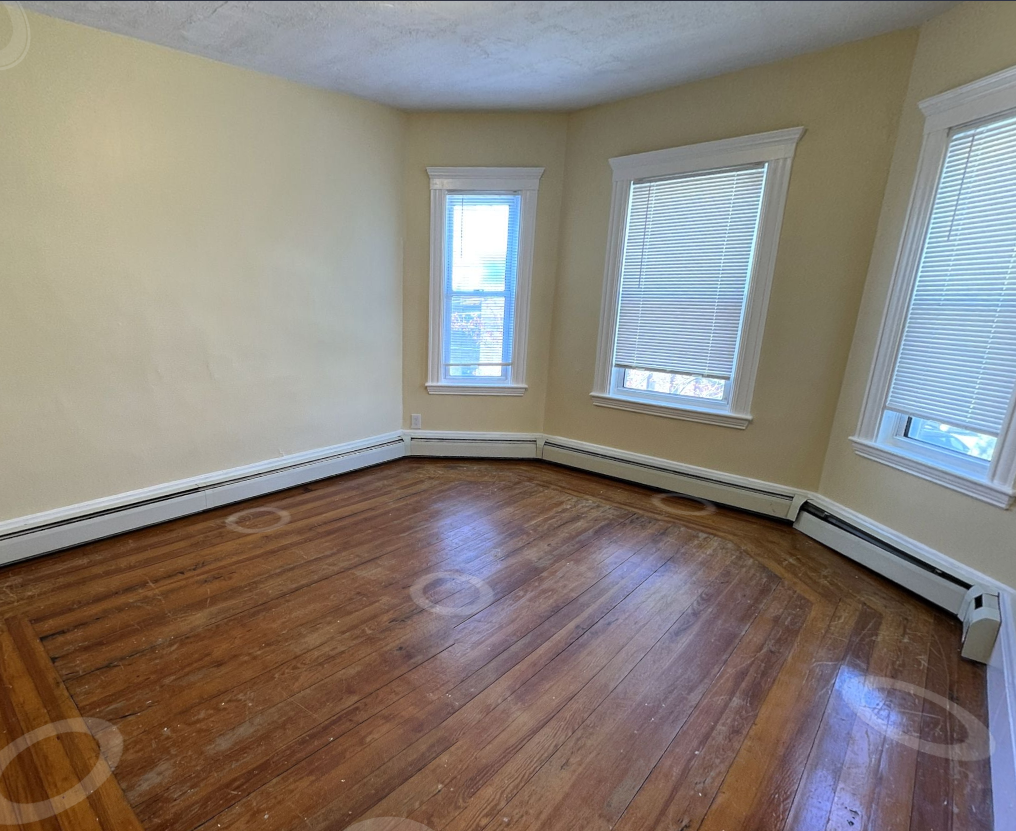 225 Holland St, West Somerville