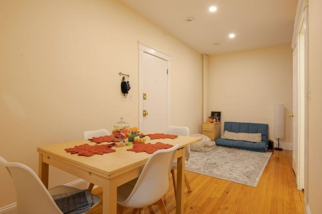 374 Chestnut Hill Ave, Brighton