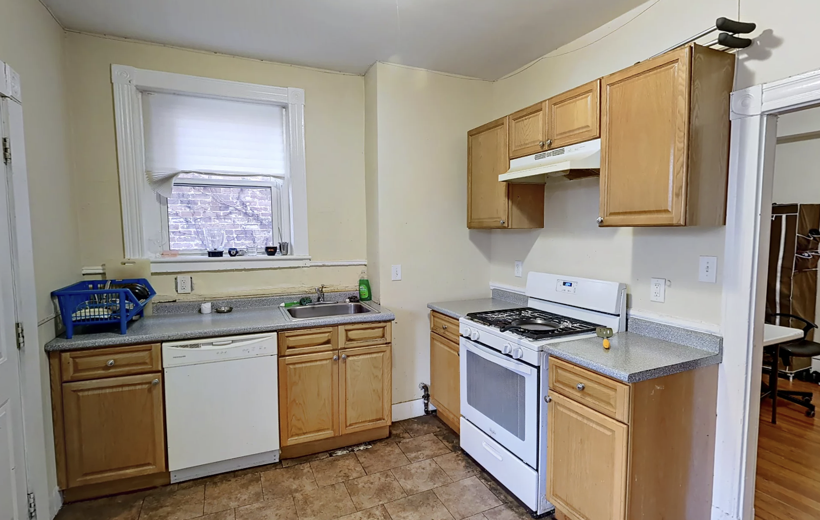 69 Huntington Ave, Mission Hill