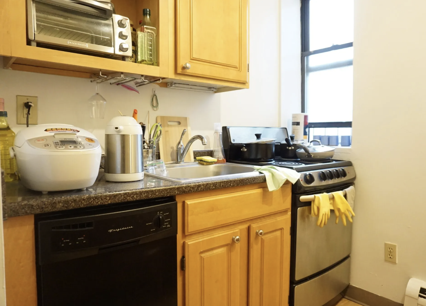 833 Beacon St, Fenway