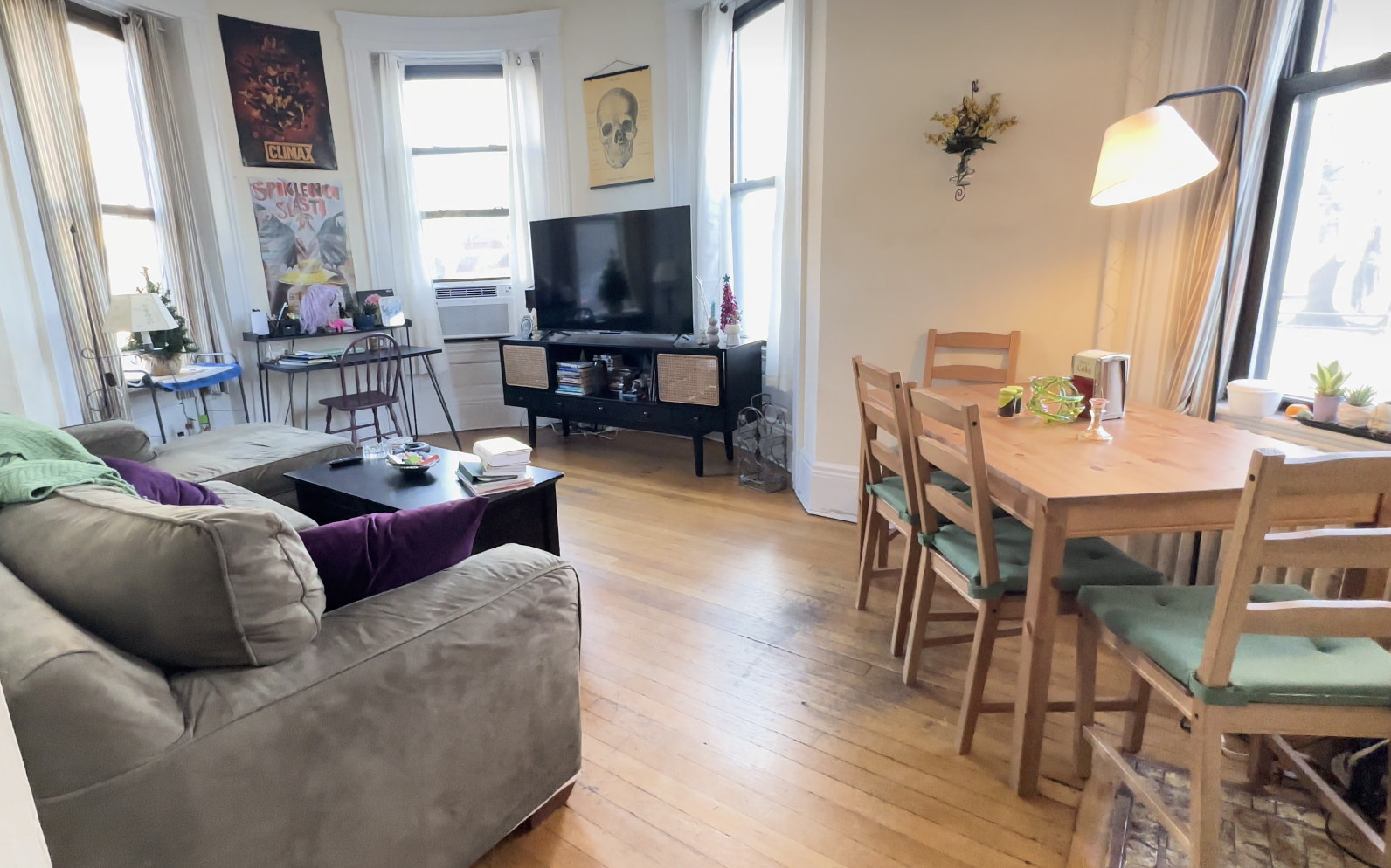 583 Beacon St, Fenway