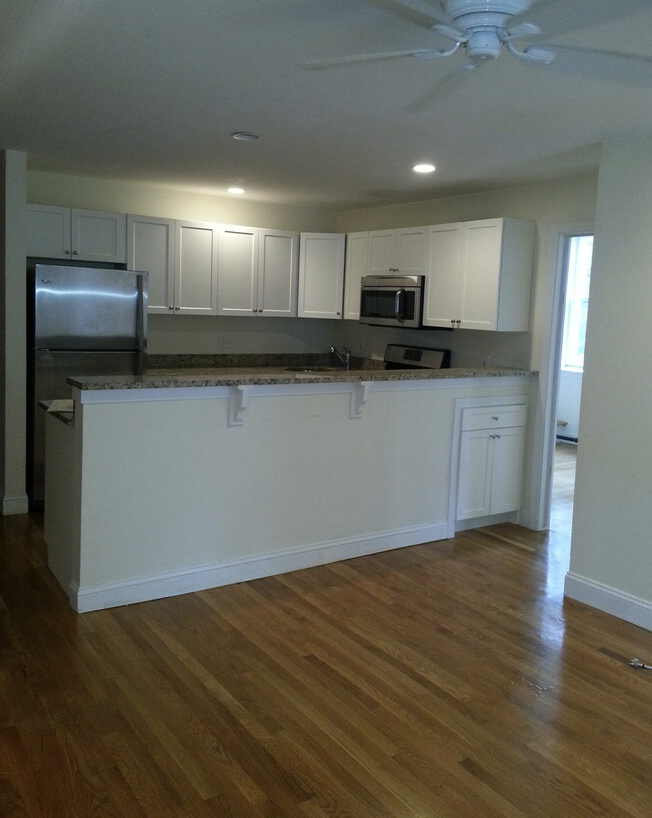 316 Saint Paul St, Coolidge Corner