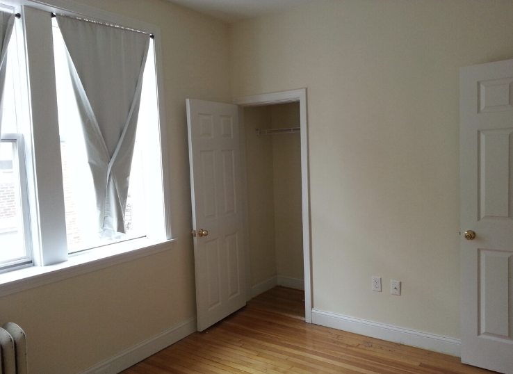 322 Saint Paul St, Coolidge Corner