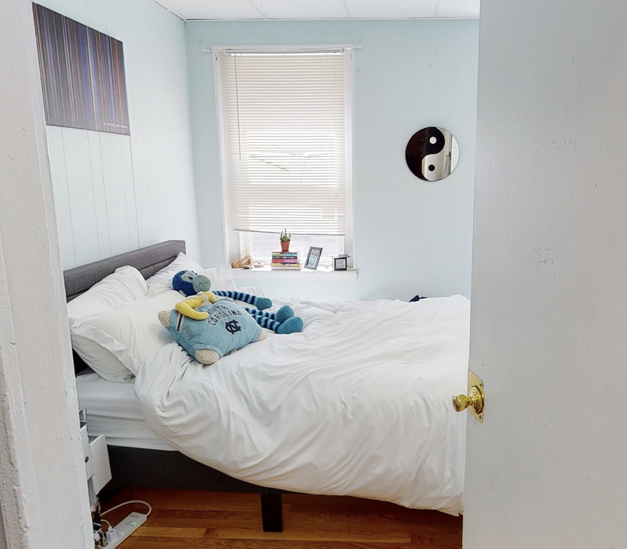 17 Aberdeen St, Fenway