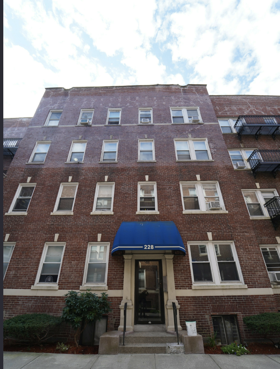 228 South St, Jamaica Plain