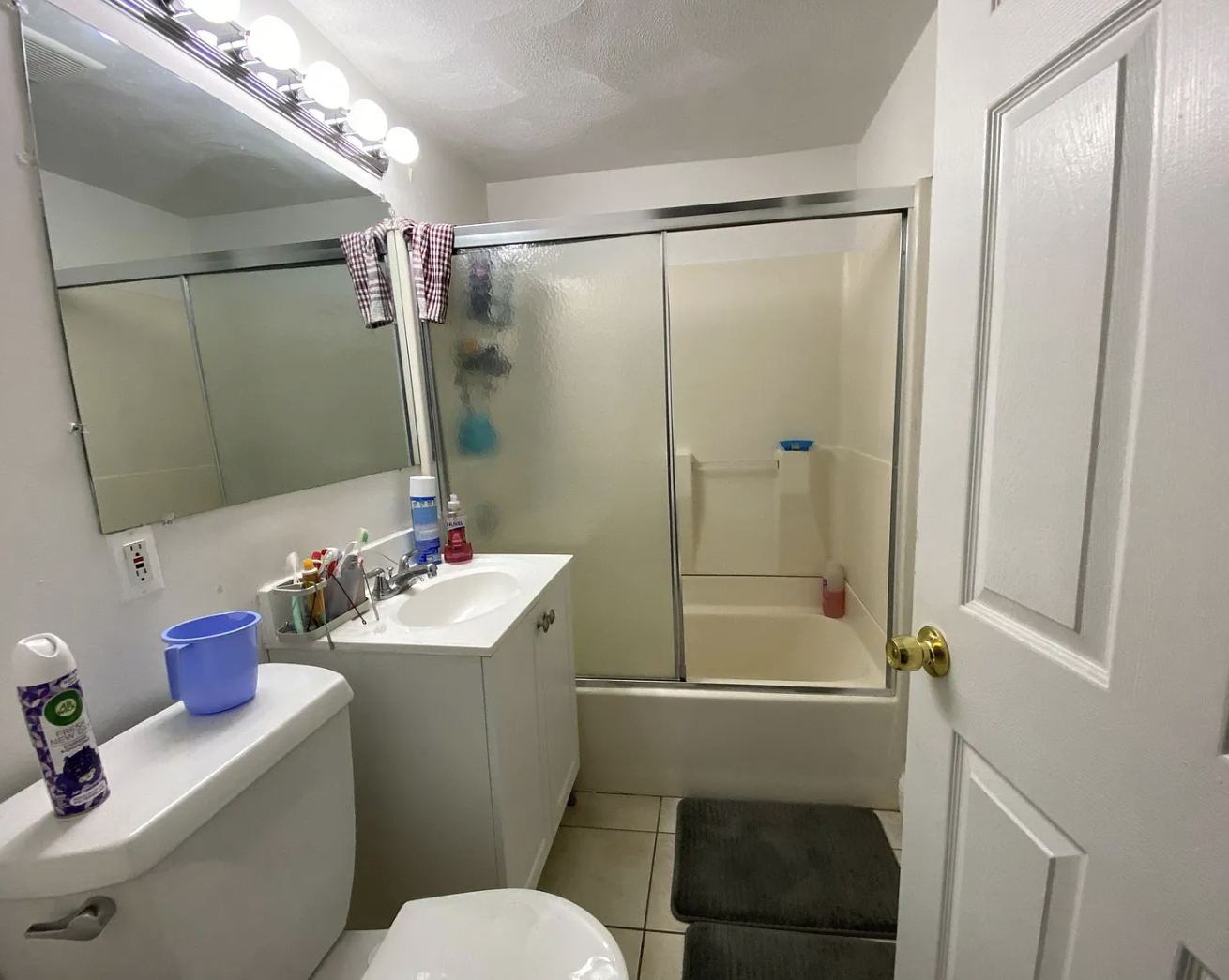 216 Hemenway St, Fenway