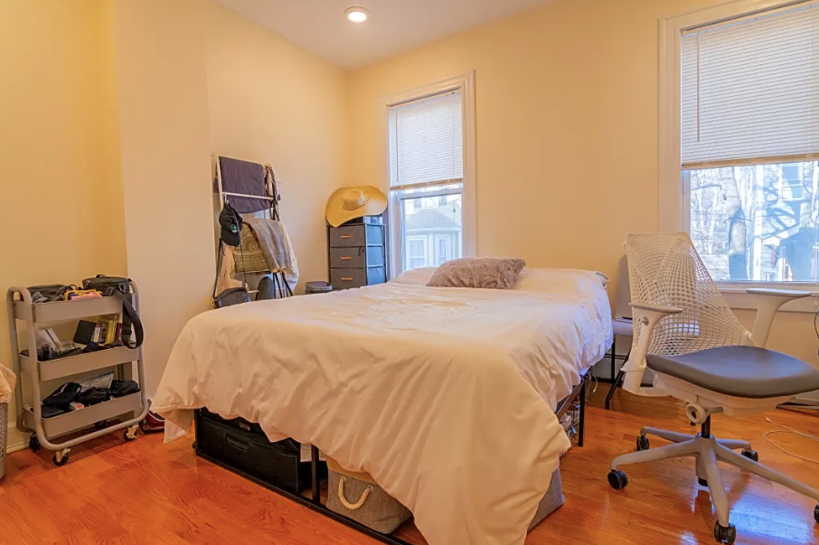 47 Cameron St, Brookline Village