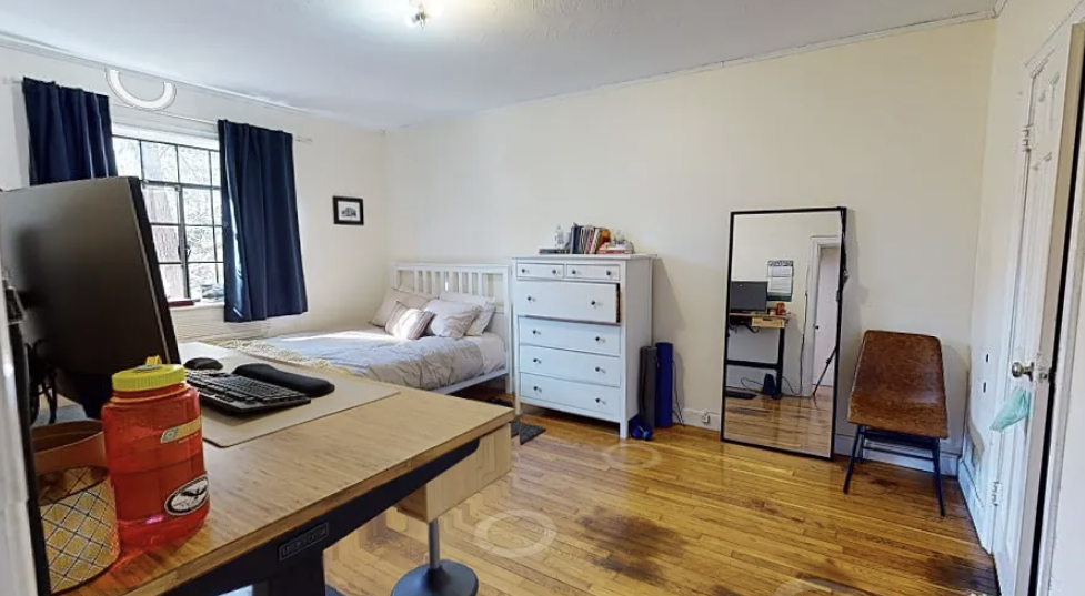 102 Sewall Ave, Coolidge Corner