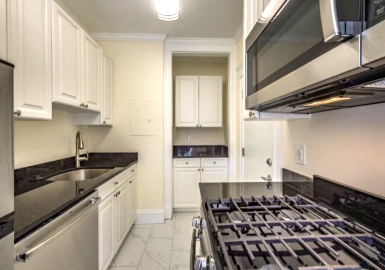 24 Chauncy St, Harvard Square