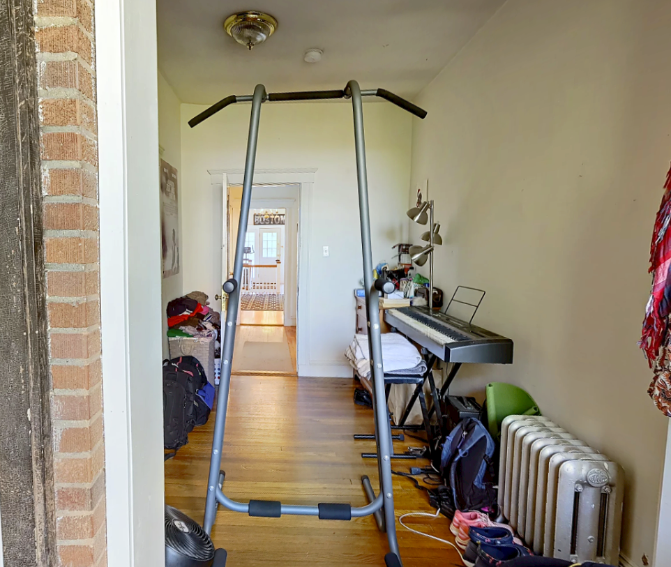 277 Mason Ter, Coolidge Corner