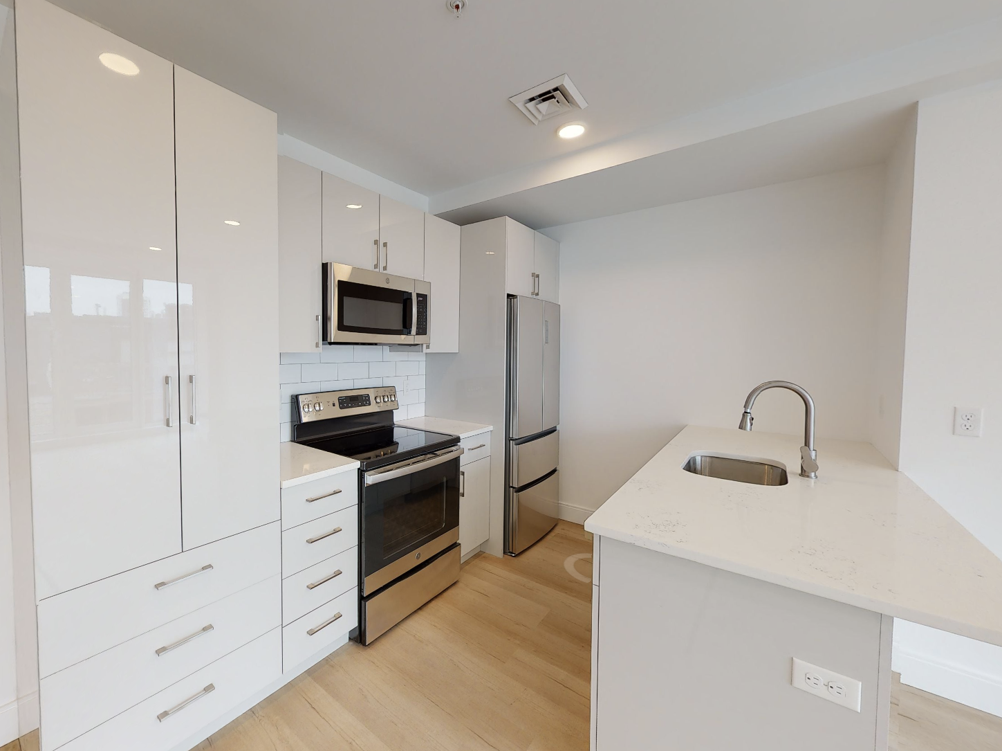 11 Newcomb St, South End