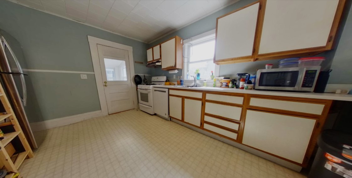 65 Willow Ave, Davis Square