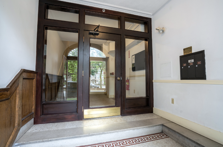 1404 Beacon St, Coolidge Corner