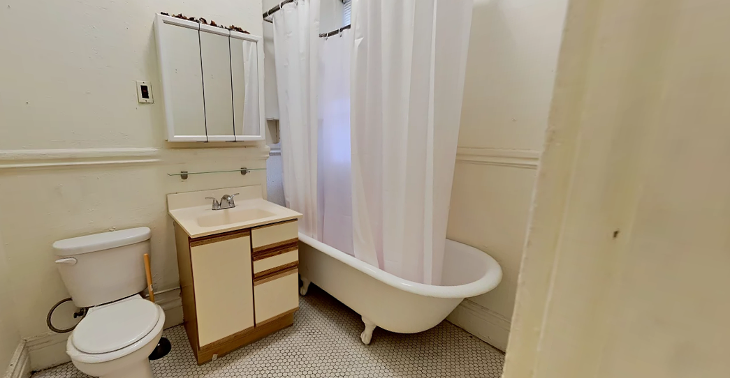 32 Queensberry St, Fenway